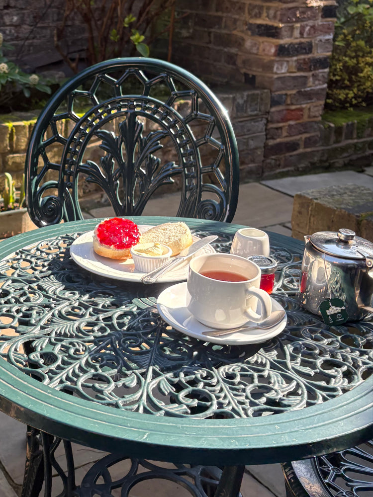 An image of the Artful tearoom